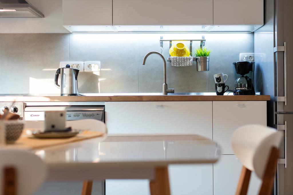 Apartments Zambarlin Komiža Eksteriør billede