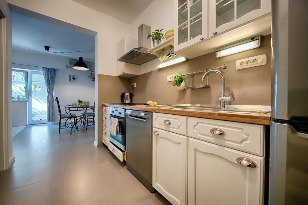 Apartments Zambarlin Komiža Værelse billede
