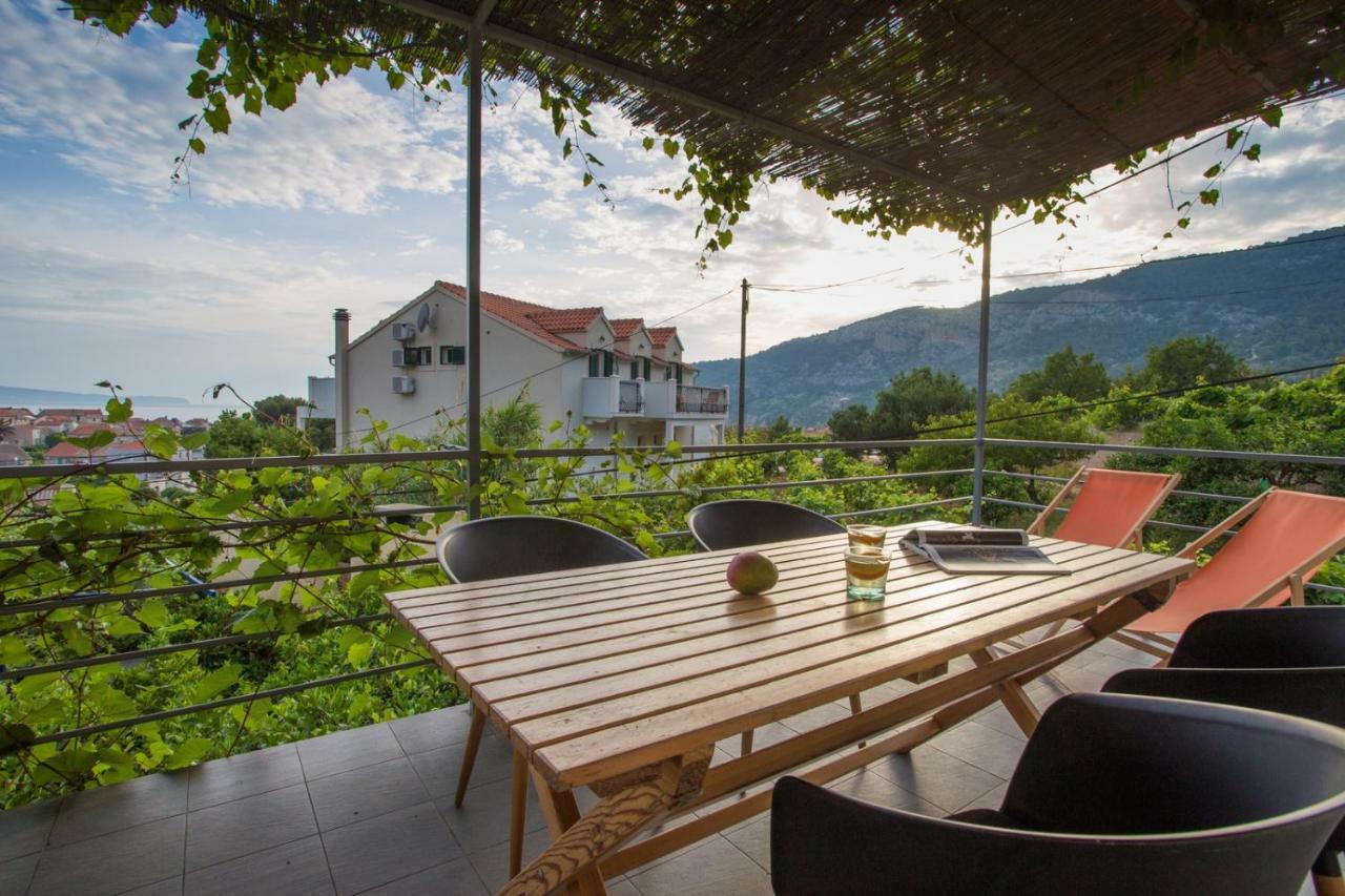 Apartments Zambarlin Komiža Eksteriør billede